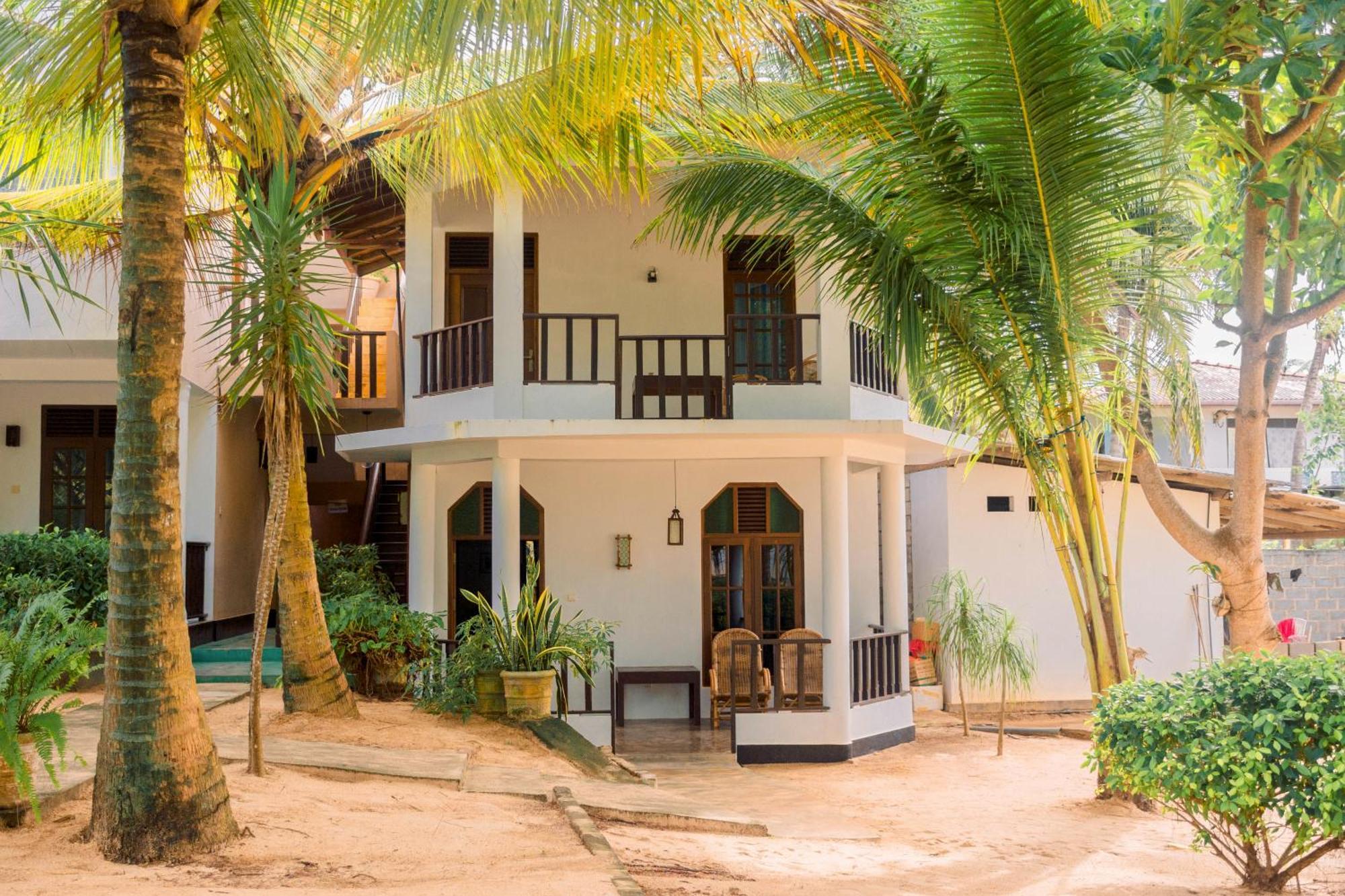 Harmony Beach Resort Tangalle Exterior foto