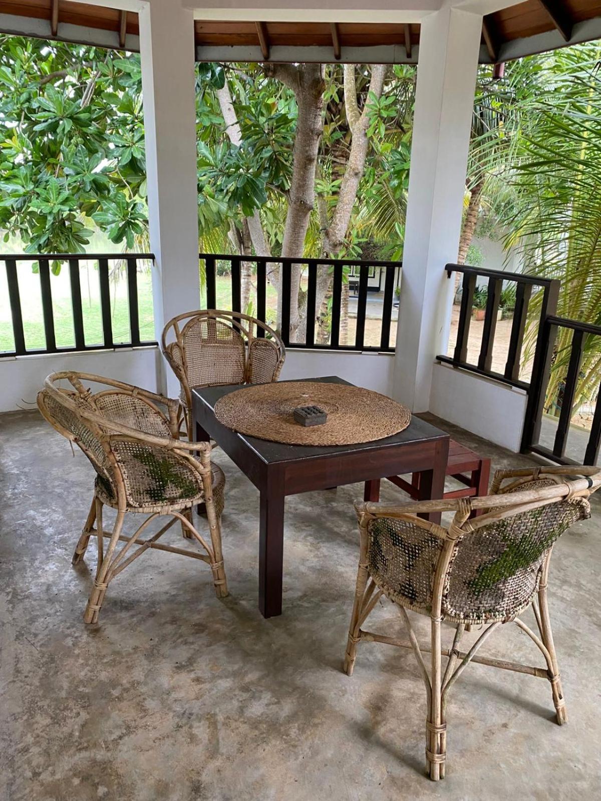 Harmony Beach Resort Tangalle Exterior foto