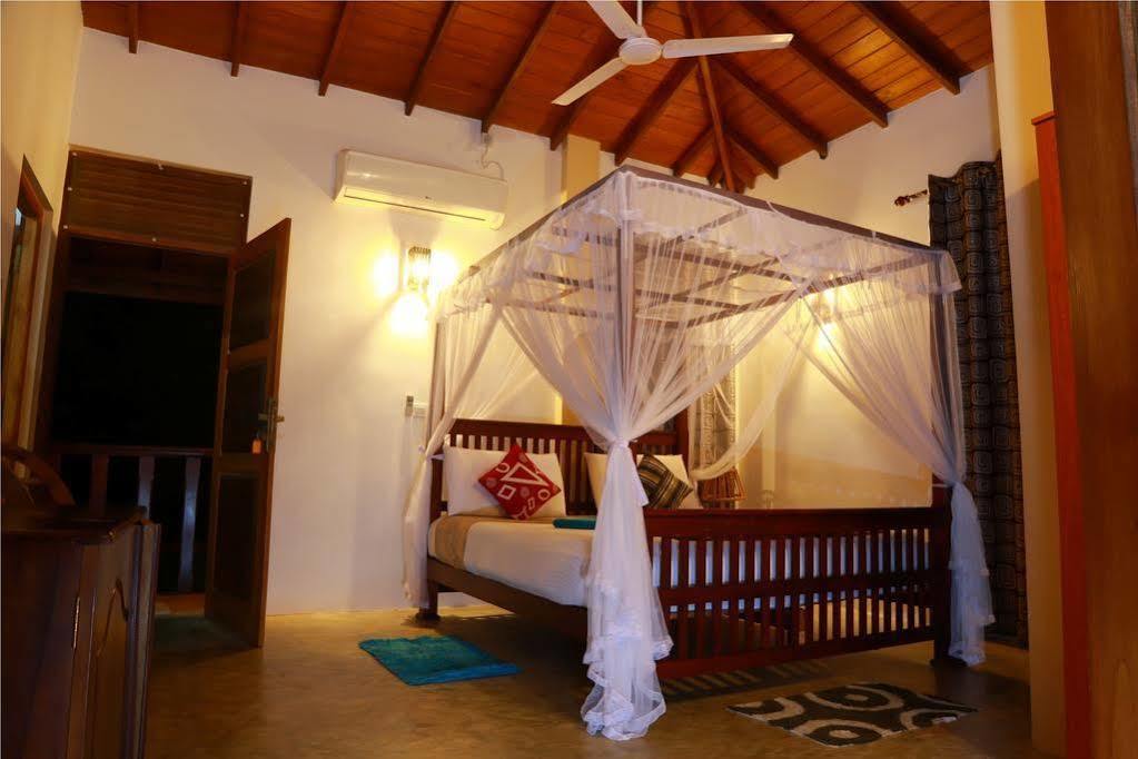 Harmony Beach Resort Tangalle Exterior foto