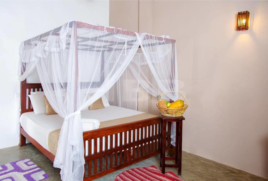 Harmony Beach Resort Tangalle Exterior foto